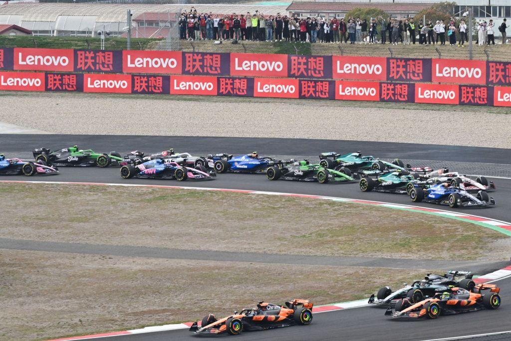 F1车队打破历史纪录，凯尔特人教练泪洒赛场的简单介绍